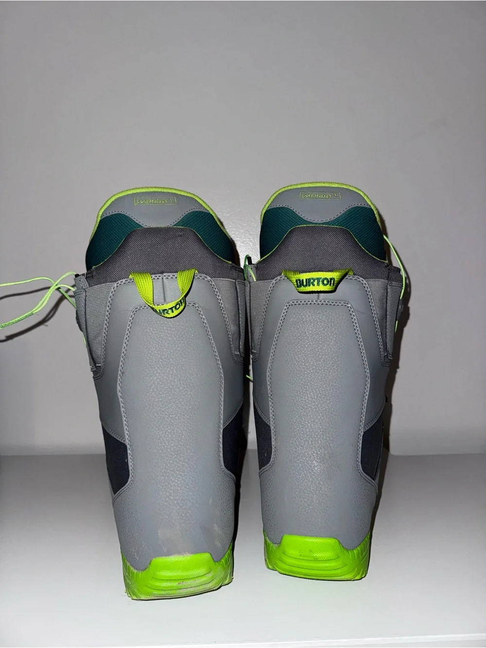 Burton moto men